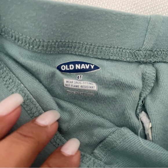 Old Navy Unisex "change the world”' Pajama Set for Toddler 4T - Picture 2 of 7